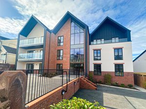 Photo 16- click for photo gallery